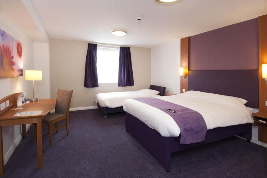 Premier Inn Edinburgh Airport - Newbridge Newbridge  Pokoj fotografie